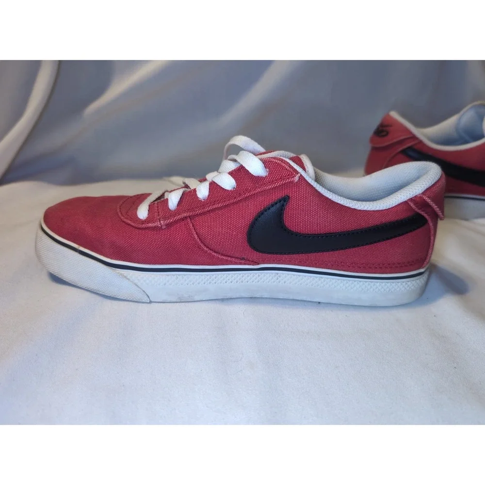 Nike 6.0 Mavrk Low 2 Canvas Red White Sneakers Men's Sz 8.5 Shoes 442475-600